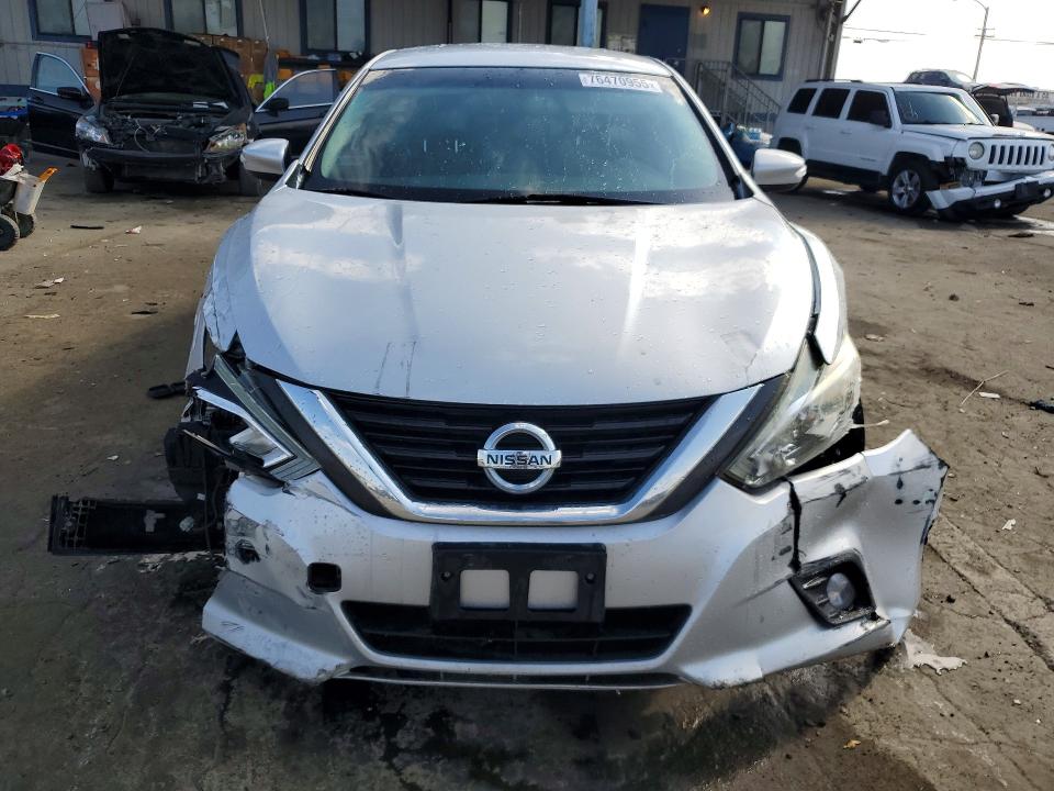 Photo 5 from auction – 2018 NISSAN ALTIMA with VIN 1N4AL3AP1JC175162