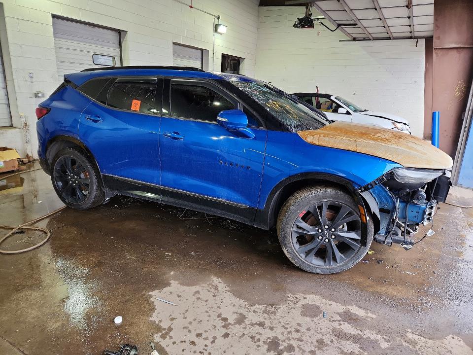 Photo 4 from auction – 2020 CHEVROLET BLAZER with VIN 3GNKBERS5LS724047