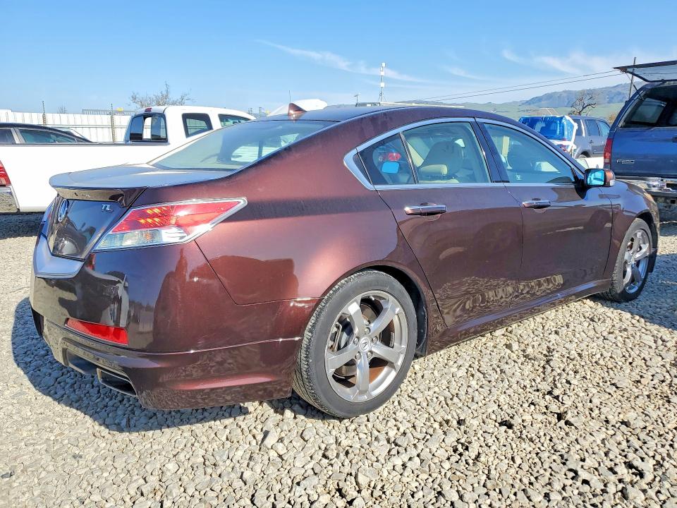 Photo 3 from auction – 2010 ACURA TL with VIN 19UUA8F59AA005727