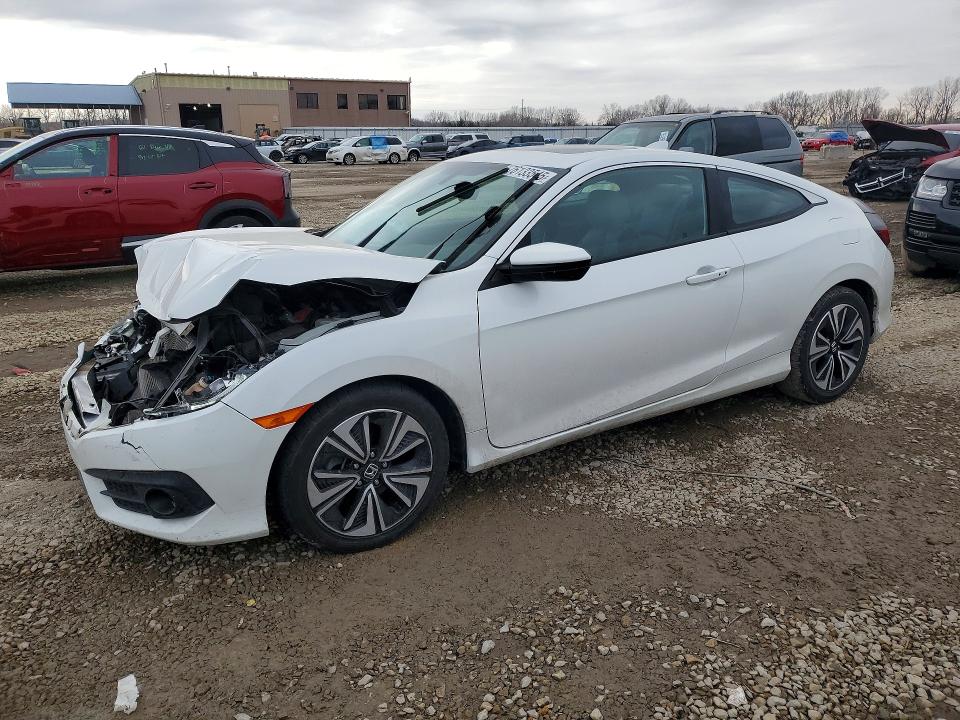 HONDA CIVIC 2016 with VIN 2HGFC3B71GH359782 - Photo from auction