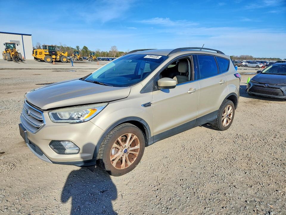 FORD ESCAPE 2018 with VIN 1FMCU0HD9JUA15644 - Photo from auction