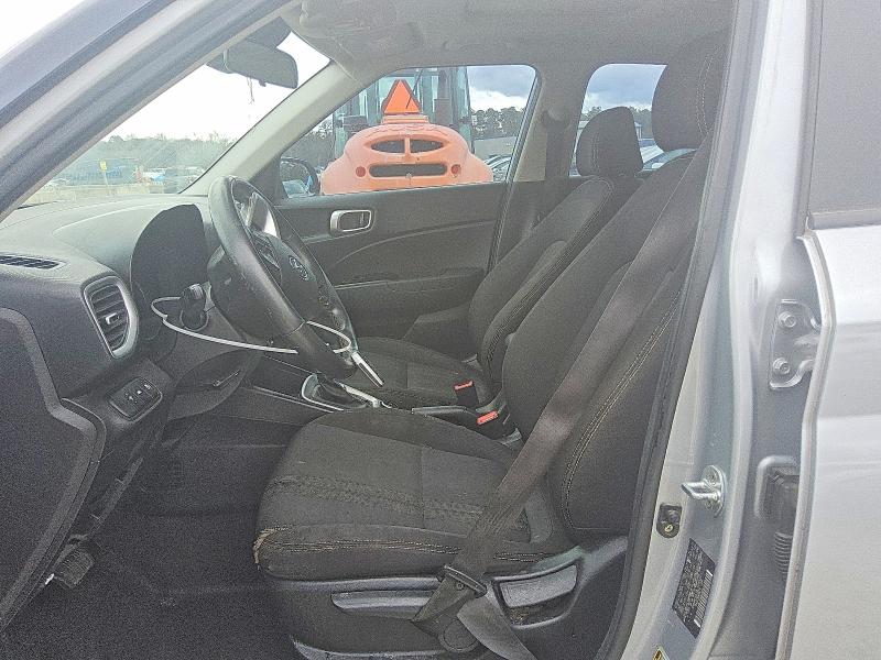 Photo 7 from auction – 2020 HYUNDAI VENUE with VIN KMHRC8A39LU033271