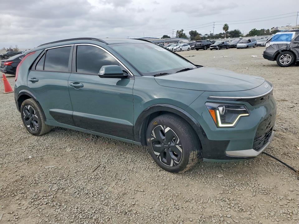 Photo 4 from auction – 2023 KIA NIRO EV with VIN KNDCR3L17P5047063