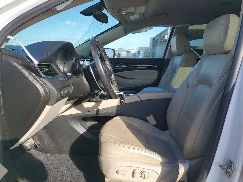 Photo 7 from auction – 2021 BUICK ENCLAVE with VIN 5GAERBKW2MJ168278