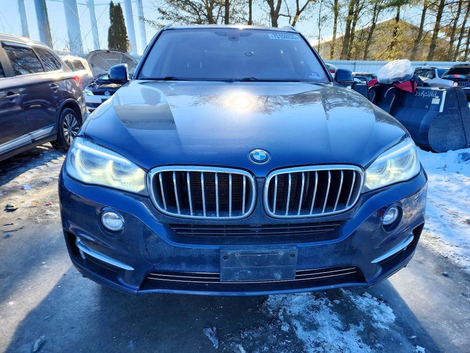 Photo 5 from auction – 2015 BMW X5 XDRIVE3 with VIN 5UXKR0C5XF0P07037