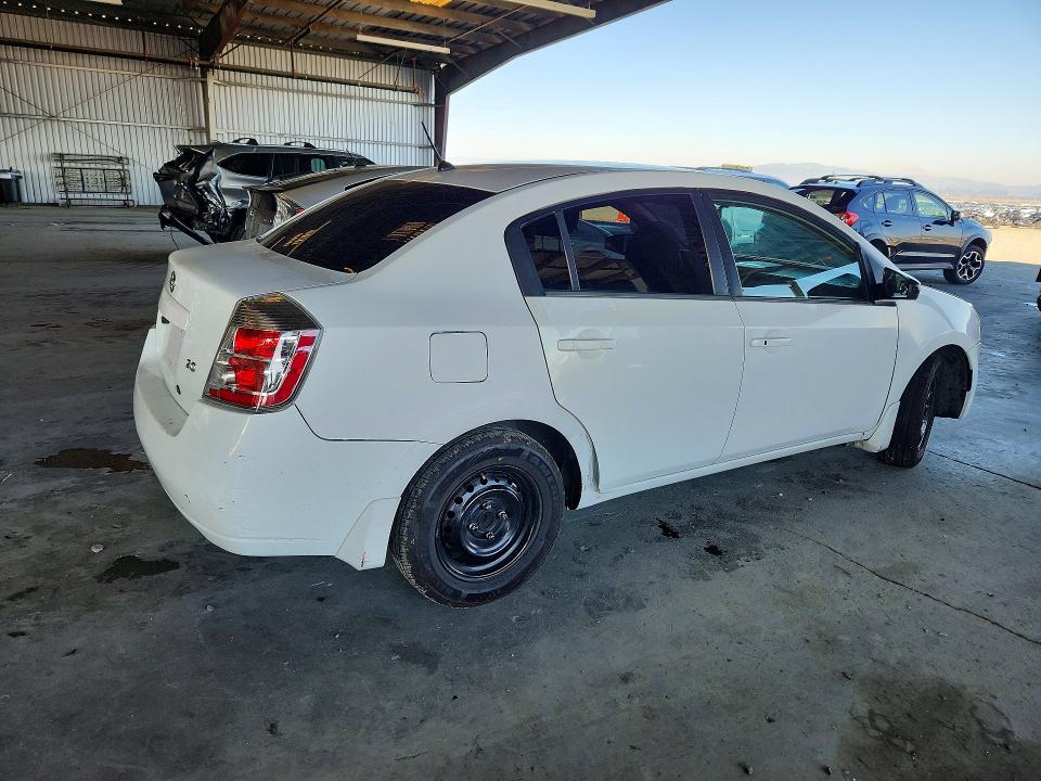 Photo 3 from auction – 2007 NISSAN SENTRA with VIN 3N1AB61EX7L660137