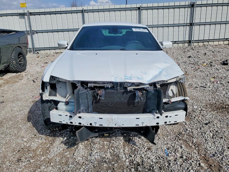 Photo 5 from auction – 2016 CHRYSLER 300 S with VIN 2C3CCAGG2GH148092