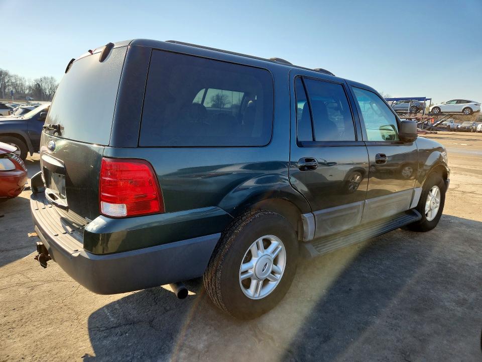 Photo 3 from auction – 2004 FORD EXPEDITION with VIN 1FMPU16L24LB64201