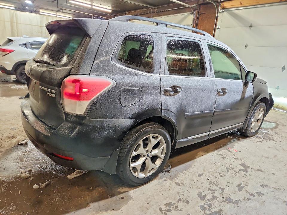 Photo 3 from auction – 2017 SUBARU FORESTER 2 with VIN JF2SJAWC6HH593410
