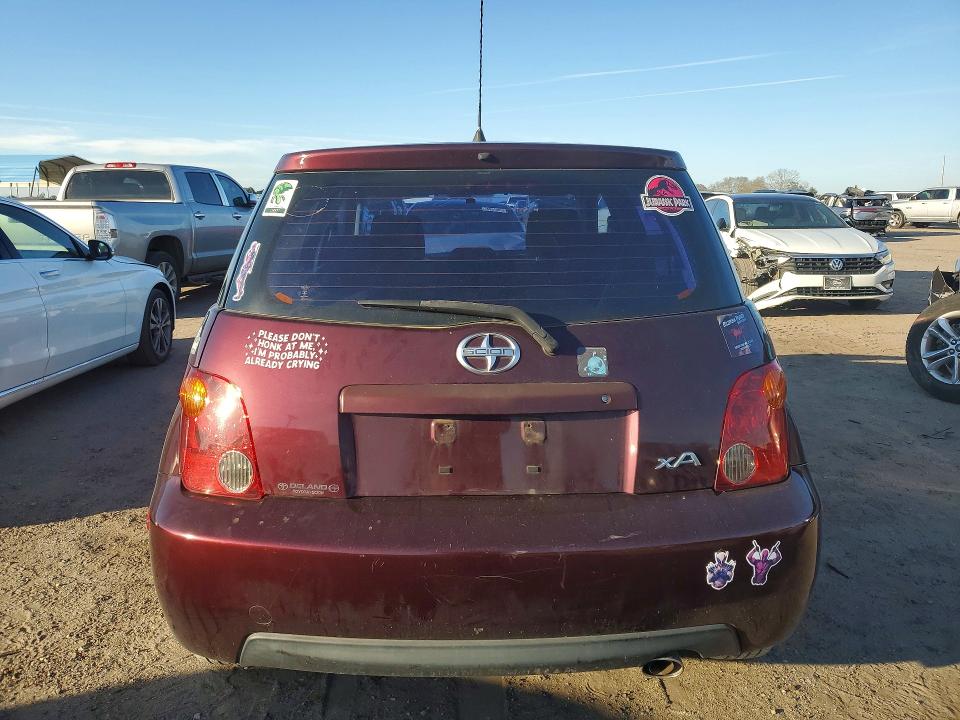 Photo 6 from auction – 2005 TOYOTA SCION XA with VIN JTKKT624950106918
