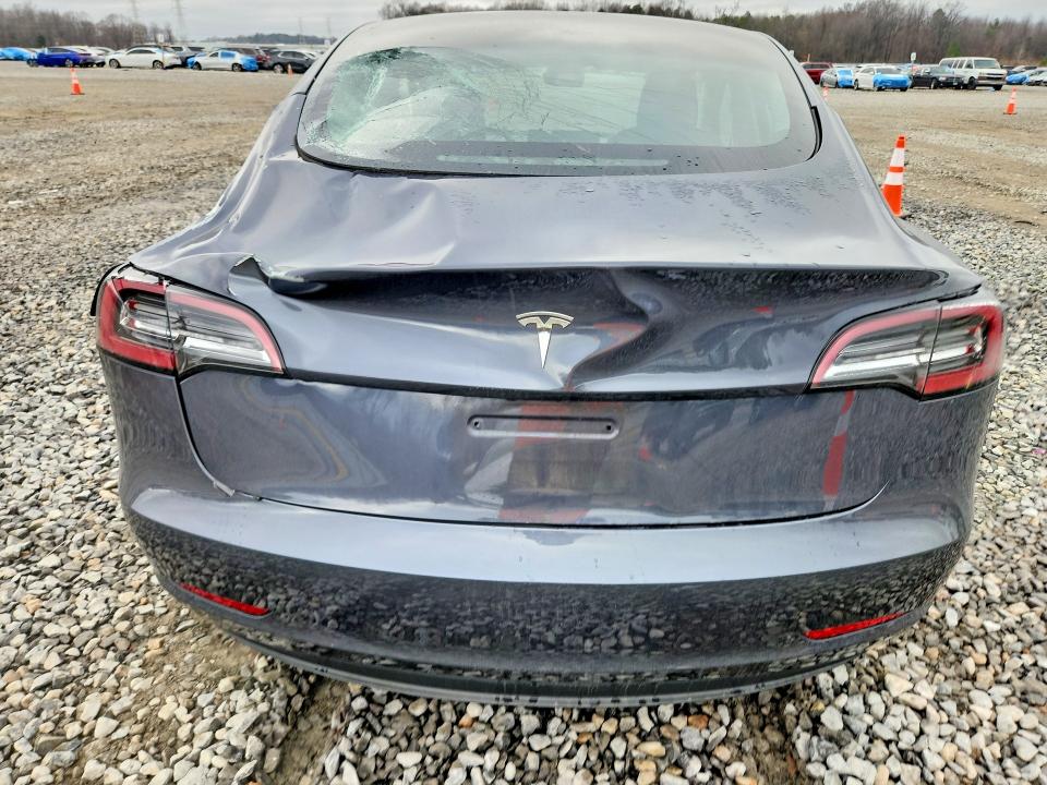Photo 6 from auction – 2023 TESLA MODEL 3 with VIN 5YJ3E1EA6PF403093