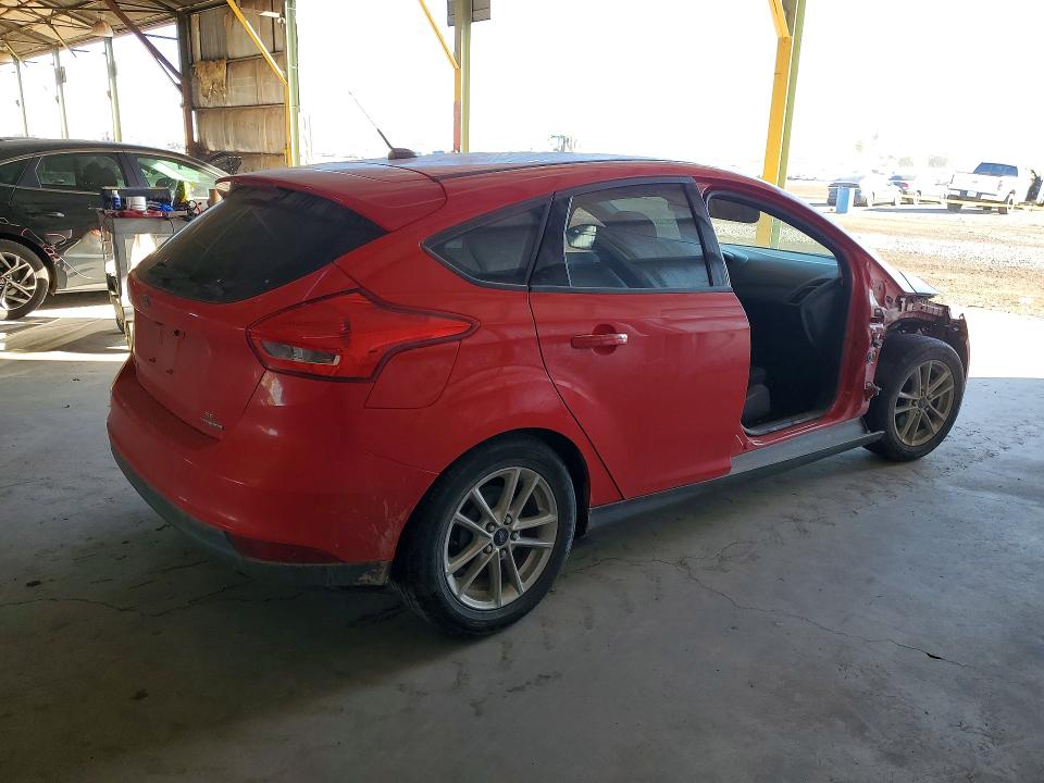 Photo 3 from auction – 2016 FORD FOCUS with VIN 1FADP3K21GL264050