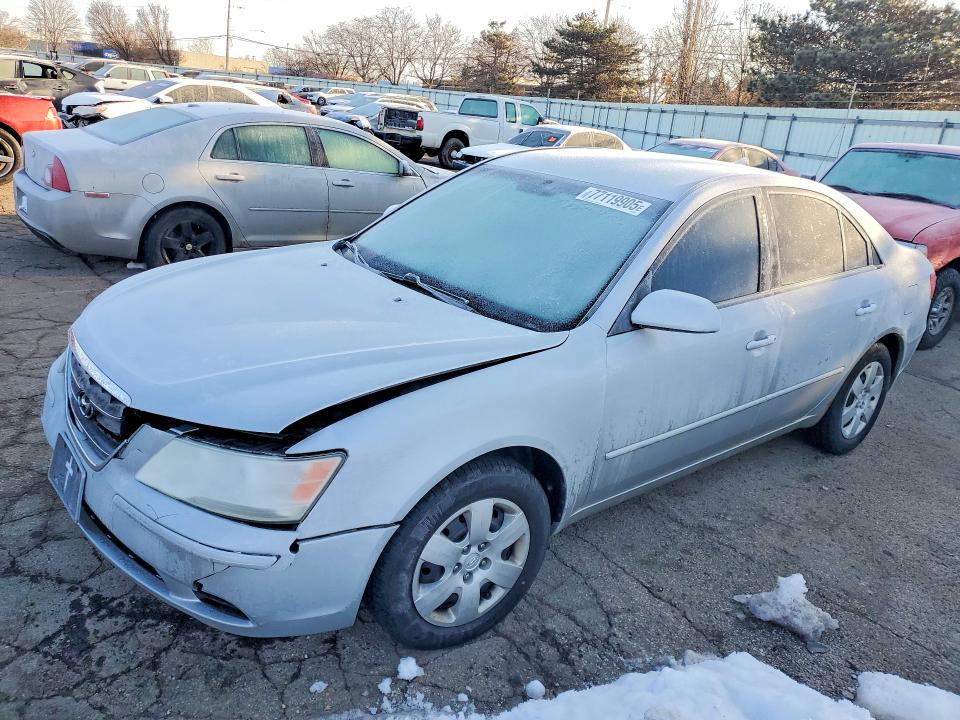 HYUNDAI SONATA 2010 with VIN 5NPET4AC8AH632570 - Photo from auction