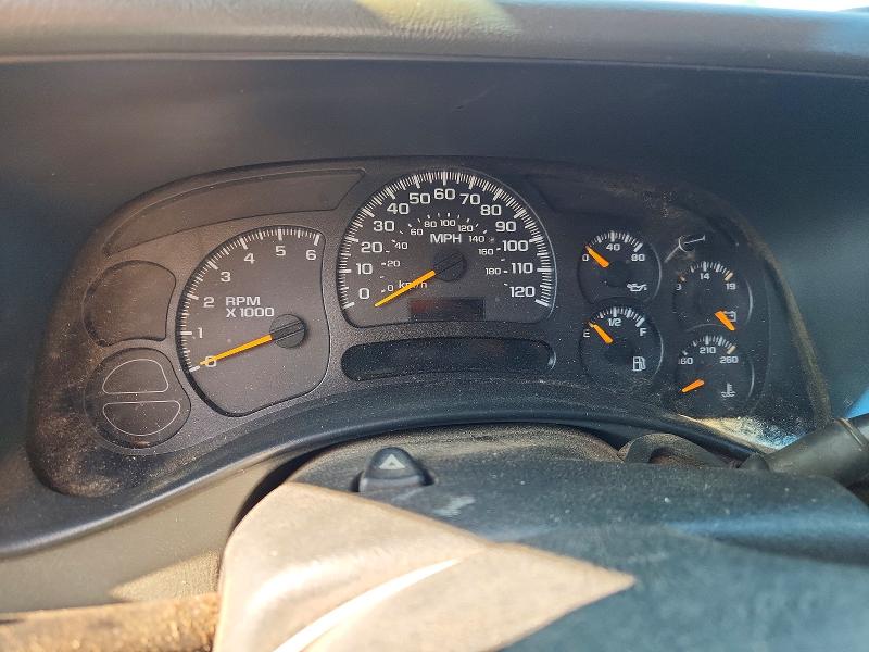 Photo 9 from auction – 2004 CHEVROLET SILVERADO with VIN 2GCEC19V441417911