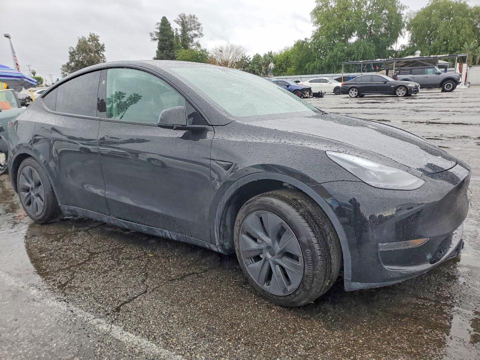 Photo 4 from auction – 2025 TESLA MODEL Y with VIN 7SAYGDED2SF235041