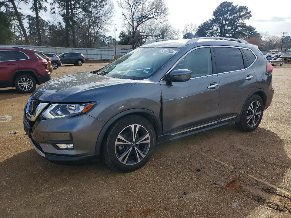 NISSAN ROGUE 2018 with VIN JN8AT2MT4JW462169 - Photo from auction
