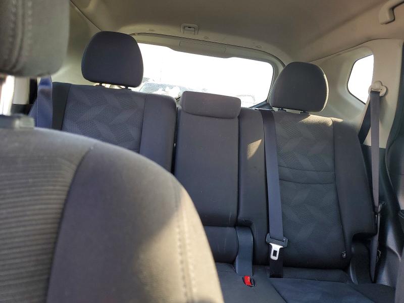 Photo 10 from auction – 2016 NISSAN ROGUE S with VIN KNMAT2MV8GP631674