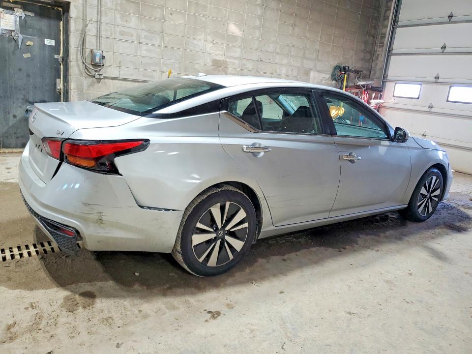 Photo 3 from auction – 2022 NISSAN ALTIMA with VIN 1N4BL4DV7NN304486
