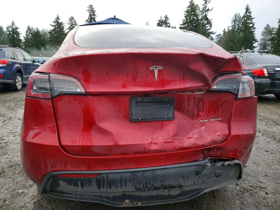 Photo 6 from auction – 2024 TESLA MODEL Y with VIN 7SAYGDEE4RF039511
