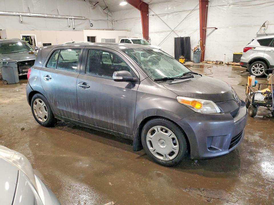 Photo 4 from auction – 2010 TOYOTA SCION XD with VIN JTKKU4B46AJ052418
