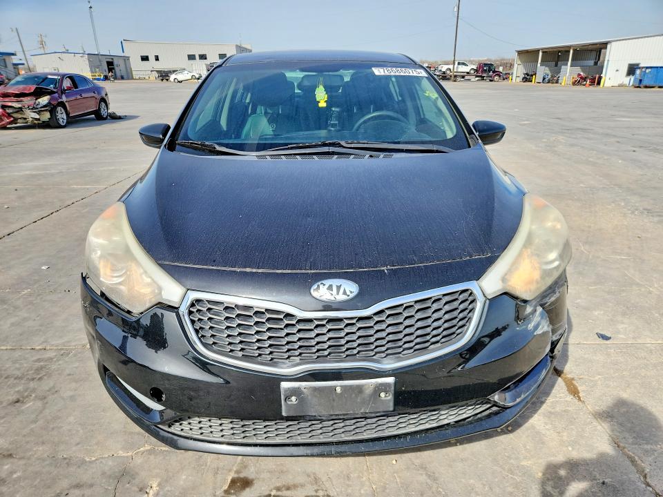 Photo 5 from auction – 2014 KIA FORTE with VIN KNAFK4A61E5248456