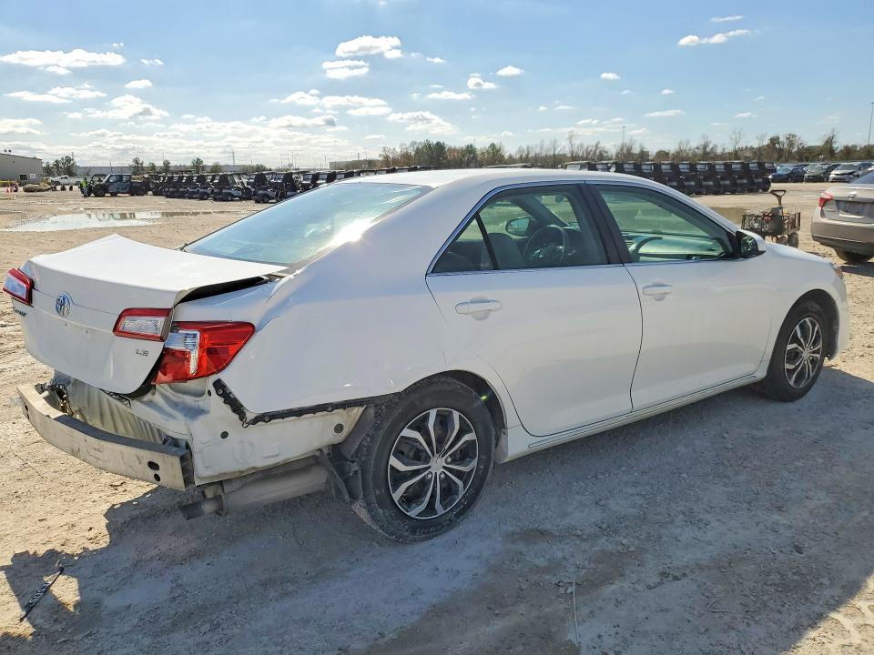 Photo 3 from auction – 2012 TOYOTA CAMRY with VIN 4T4BF1FK8CR198332