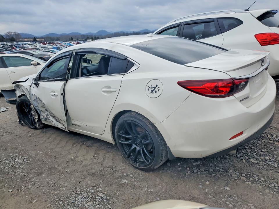 صورة رقم 2 من المزاد - 2015 MAZDA 6 مع VIN JM1GJ1W55F1202761