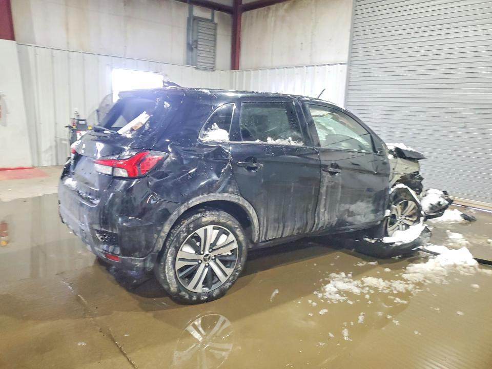 Photo 3 from auction – 2024 MITSUBISHI OUTLANDER with VIN JA4ARUAUXRU025684