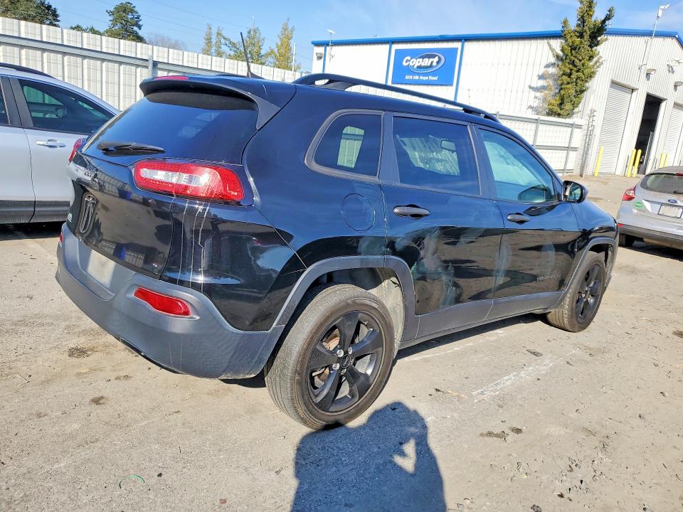 Photo 3 from auction – 2017 JEEP CHEROKEE S with VIN 1C4PJLAB4HW644641