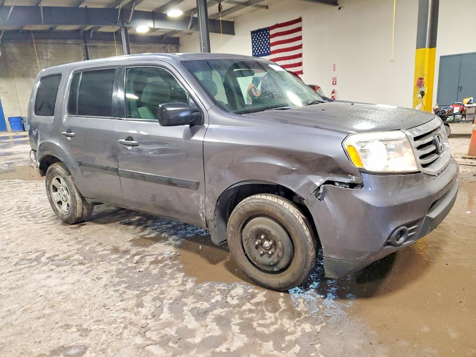Photo 4 from auction – 2015 HONDA PILOT LX with VIN 5FNYF4H24FB077222