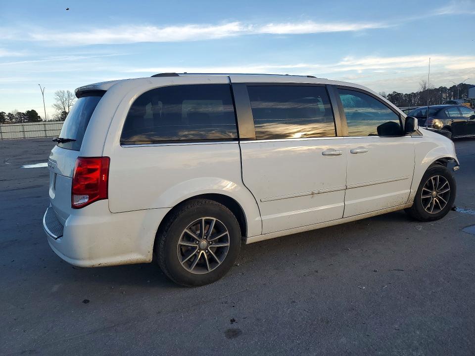 Photo 3 from auction – 2017 DODGE GRAND CARAVAN with VIN 2C4RDGCG3HR799674