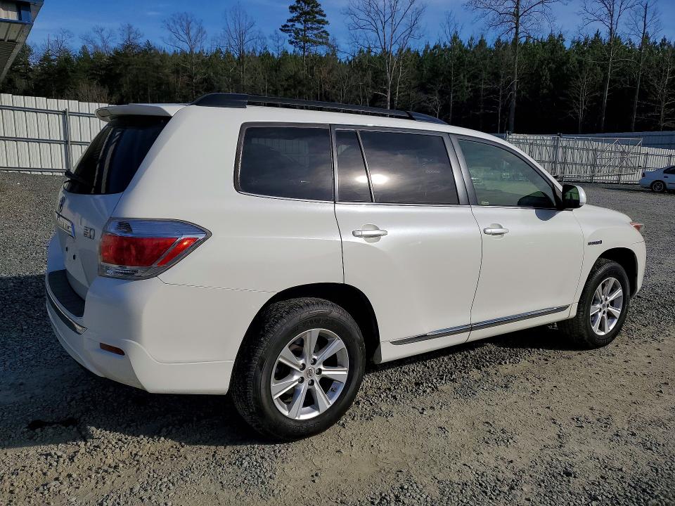 Photo 3 from auction – 2012 TOYOTA HIGHLANDER with VIN JTEBC3EH2C2007276