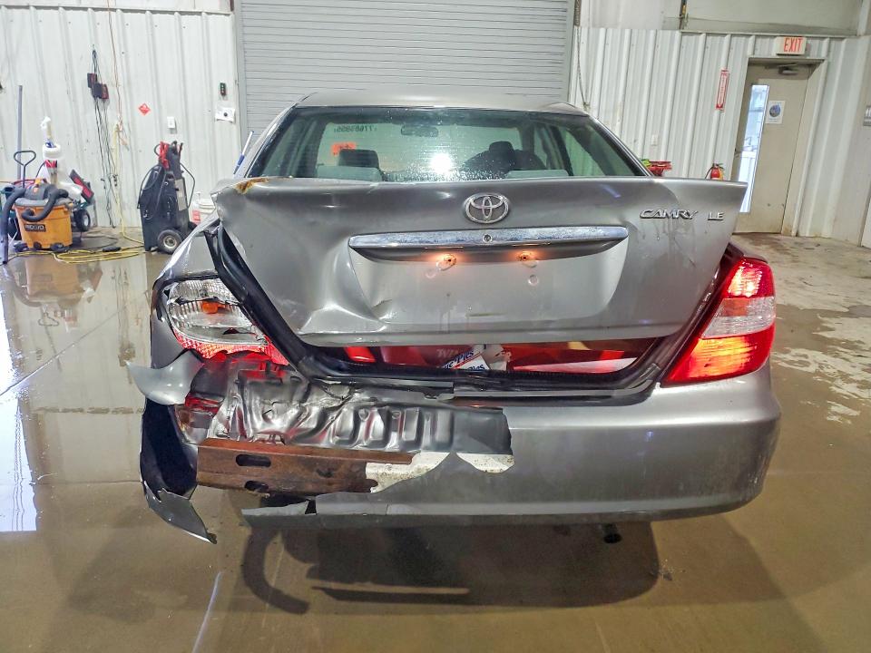 Photo 6 from auction – 2003 TOYOTA CAMRY LE with VIN 4T1BE32K43U706441