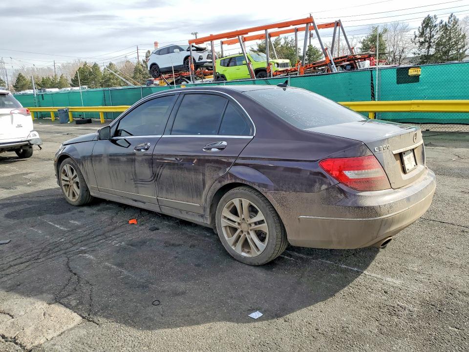 Photo 2 from auction – 2012 MERCEDES-BENZ C 300 4MAT with VIN WDDGF8BB7CA653889