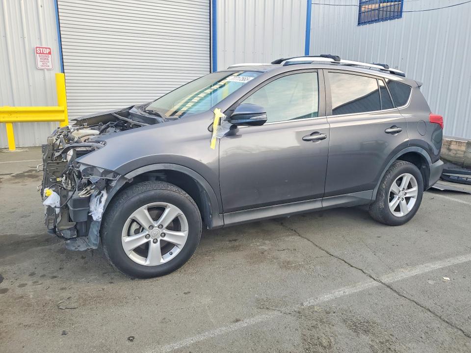 TOYOTA RAV4 2013 with VIN 2T3WFREVXDW067837 - Photo from auction