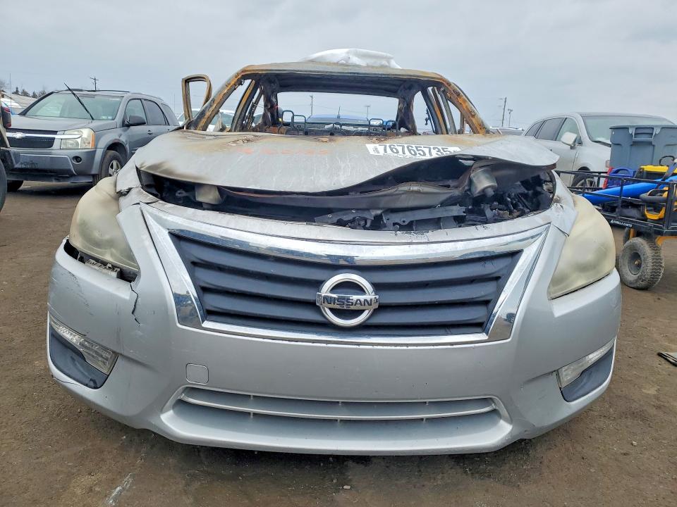 Photo 5 from auction – 2013 NISSAN ALTIMA with VIN 1N4AL3AP0DC266542