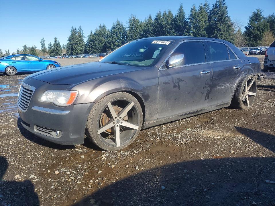 CHRYSLER 300C 2014 with VIN 2C3CCAEG3EH382239 - Photo from auction