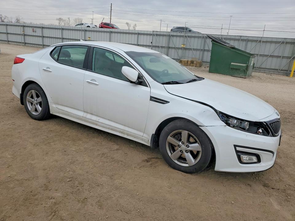Photo 4 from auction – 2015 KIA OPTIMA with VIN 5XXGM4A72FG462976