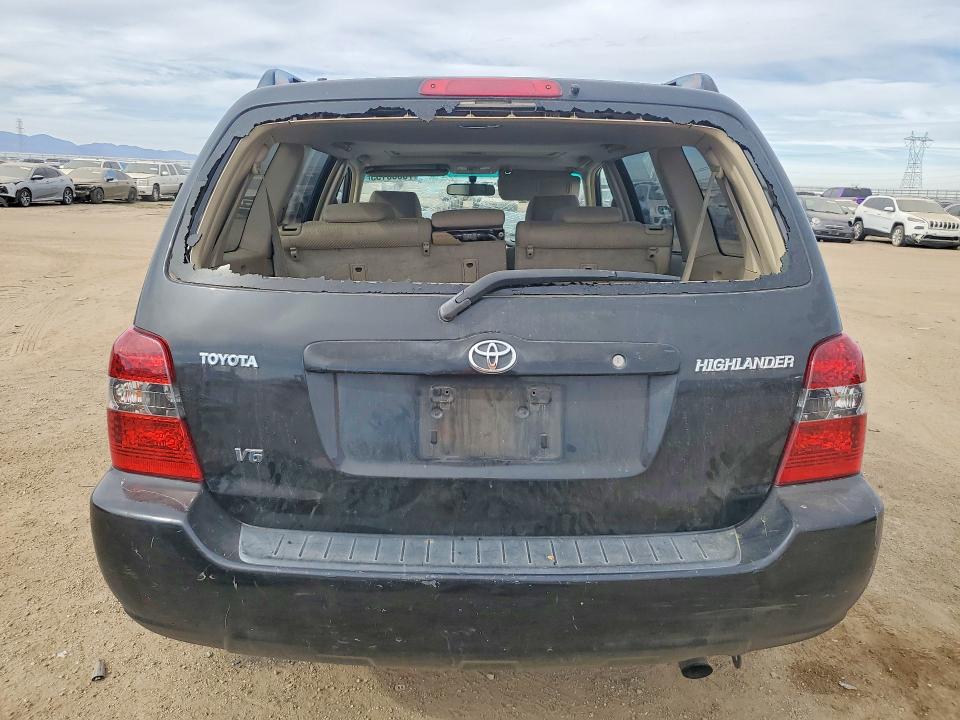 Photo 6 from auction – 2004 TOYOTA HIGHLANDER with VIN JTEDP21A140018105