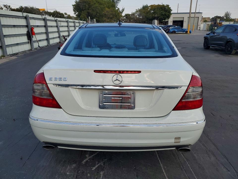 Photo 6 from auction – 2009 MERCEDES-BENZ E 350 with VIN WDBUF56X49B382860