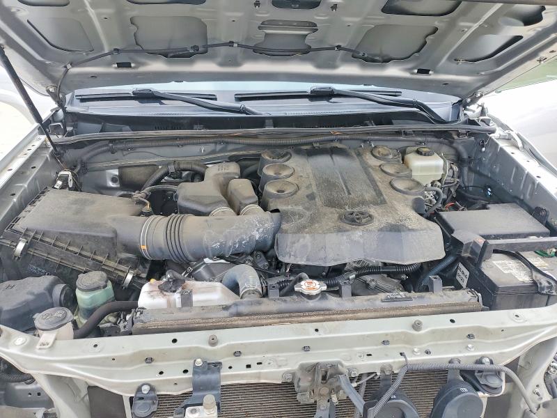 Photo 11 from auction – 2018 TOYOTA 4RUNNER with VIN JTEBU5JR8J5559884