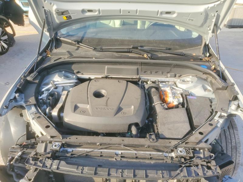 Снимка 12 от търг – 2025 VOLVO XC60 CORE с VIN YV4H60RJ8S1067646