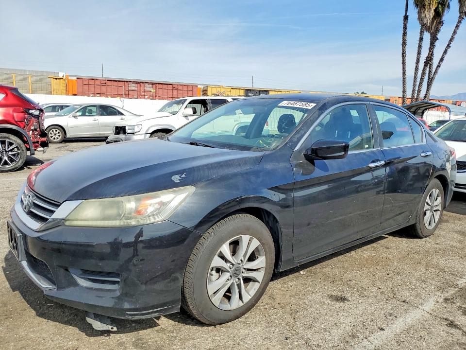 Photo 1 from auction – 2015 HONDA ACCORD with VIN 1HGCR2F3XFA005338
