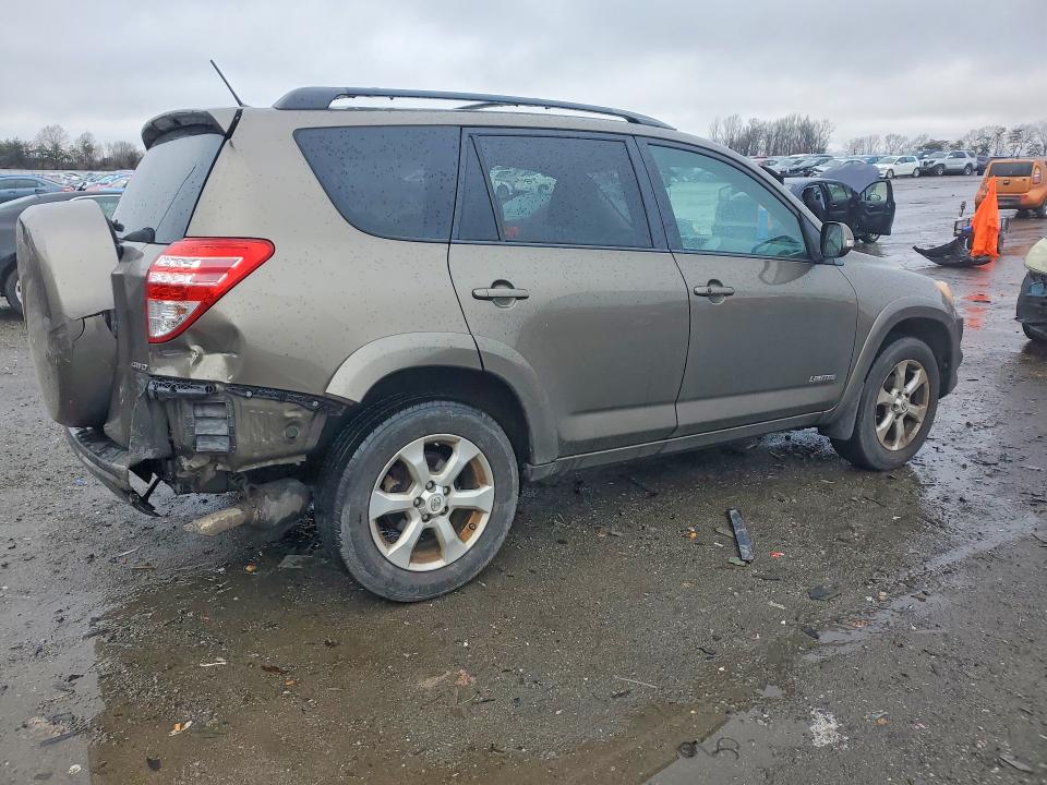 Фото 3 с аукциона – 2010 TOYOTA RAV4 с VIN 2T3DF4DV3AW079545