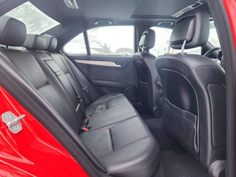 Photo 10 from auction – 2012 MERCEDES-BENZ C 300 4MAT with VIN WDDGF8BB2CF929687