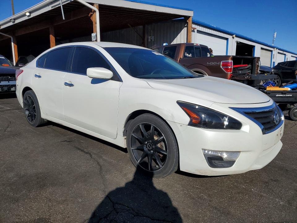 Photo 4 from auction – 2013 NISSAN ALTIMA 2.5 with VIN 1N4AL3AP8DN490775