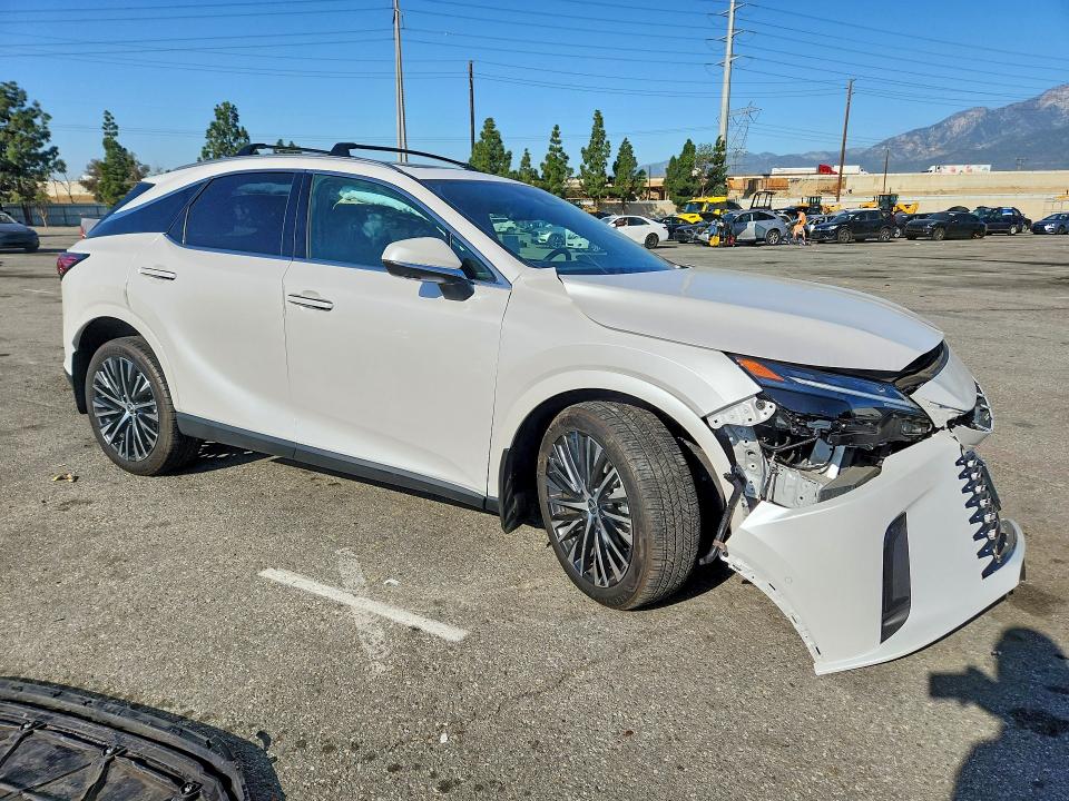 Photo 4 from auction – 2024 LEXUS RX 350H BA with VIN 2T2BBMCA9RC032734
