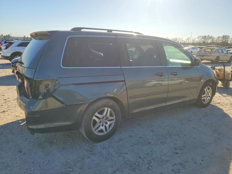 Photo 3 from auction – 2005 HONDA ODYSSEY with VIN 5FNRL38705B072696