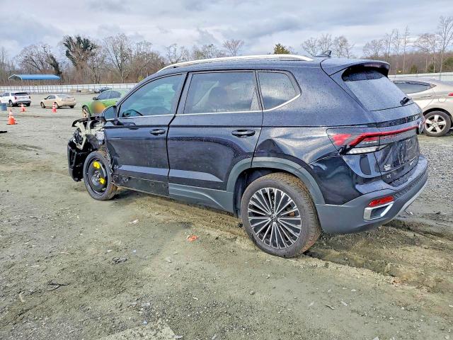 Photo 2 from auction – 2025 VOLKSWAGEN TAOS with VIN 3VVEC7B25SM037437