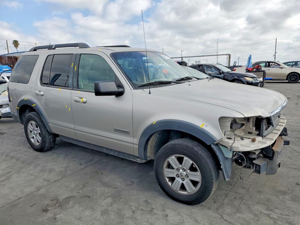 Photo 4 from auction – 2007 FORD EXPLORER X with VIN 1FMEU63E27UA97043